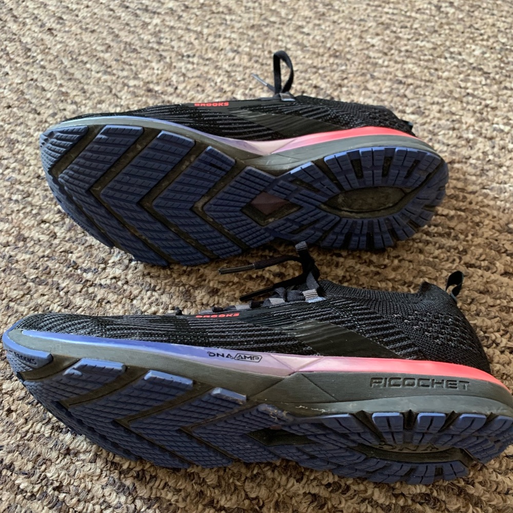 Brooks Ricochet 2